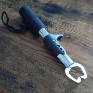 Fish Gripper Fish Gripper