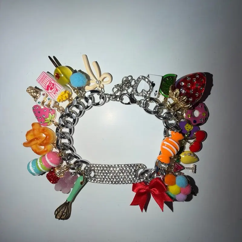 The Snack Tangled Bracelet