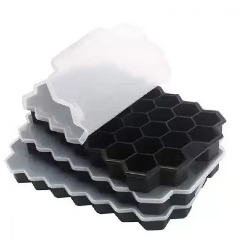 37 compartments - with lid