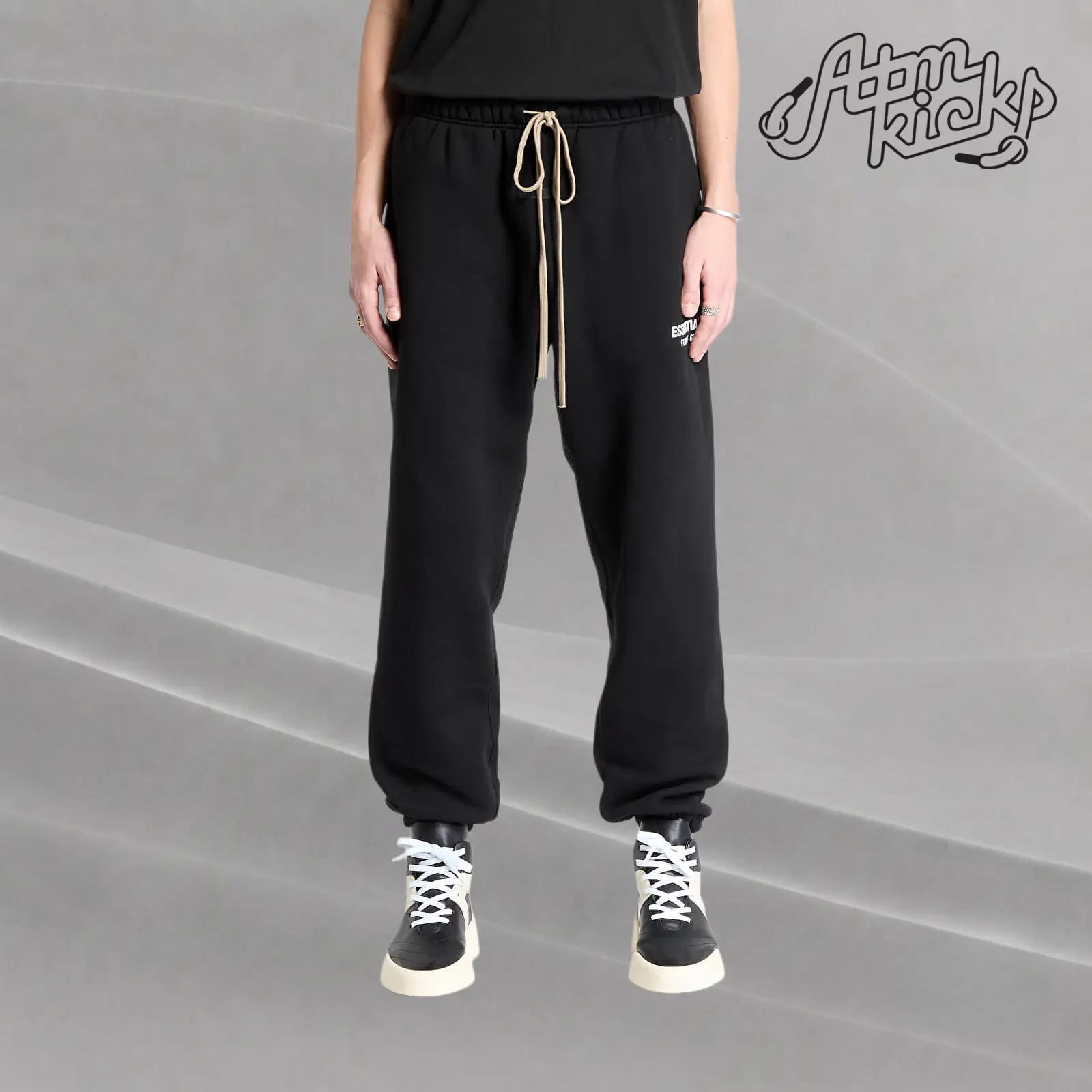 Fear of God Essentials Fleece Sweatpant Black Authentic Brand New Fashion Streetwear Hypebeast Limited Gift