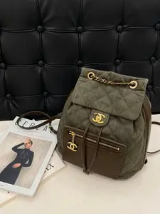 Pre-owned CHANEL Leather Shoulder Bags Preloved backpack green 110641