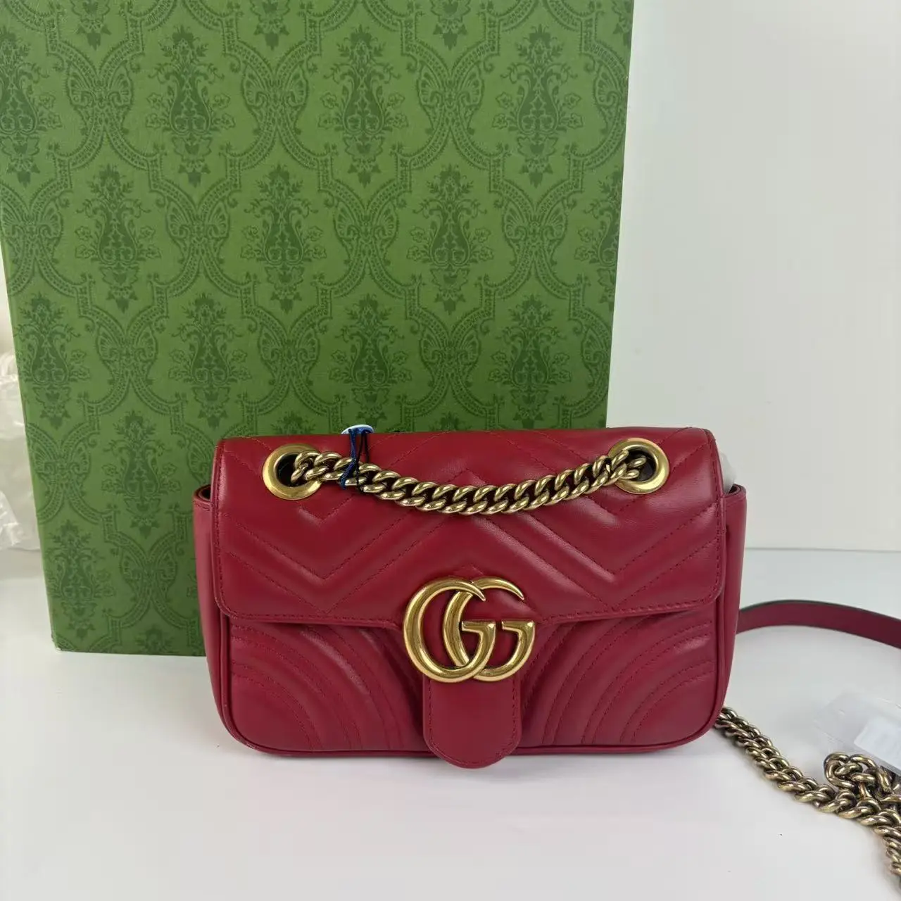 Pre-owned GUCCI GG Marmont Matelassé Shoulder Bag