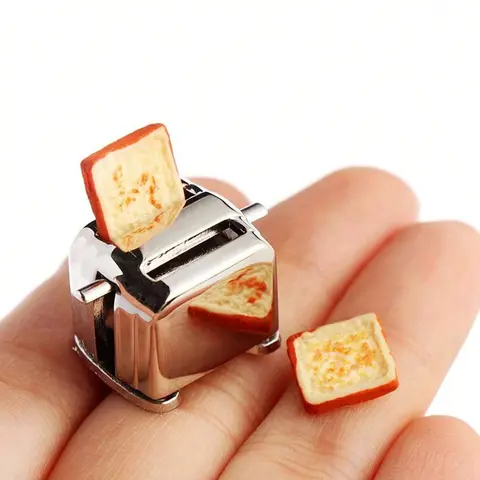 Miniature Bread Machine Dollhouse Accessory Playhouse, 1:12 Scale Kitchen Scene Food Appliance, Includes 2 Pieces of Bread, Random Color, Doll Accessories Gift