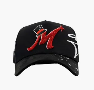 31 Hats x El Mago Collaboration Edition – Premium Streetwear Snapback Cap with 3D Embroidered “El Mago” Logo & Urban Magic Design for Men & Women.