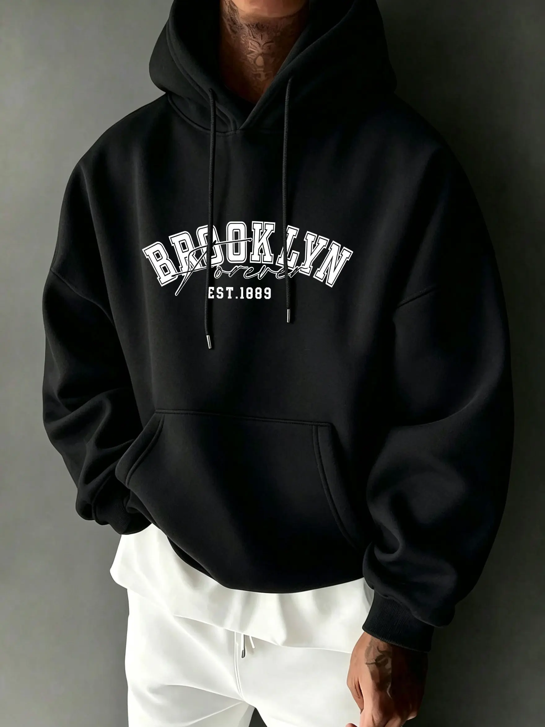 American collegiate style Brooklyn hooded sweatshirt with front print, black/white casual long-sleeve sweatshirt