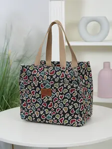 New style, thickened fabric, large capacity, cute heart pattern, aluminum foil lining, front zipper pocket, lunch bag, lunch box storage bag, Durable lunch bag, suitable for taking meals to work or school, outdoor picnics, and daily use