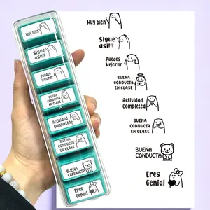 Set of 8 Spanish Rubber Teacher Self-Inking Stamps, Square Teacher Stamp for Classroom Grading, Homework Evaluation, Office Supplies, Spanish Phrases