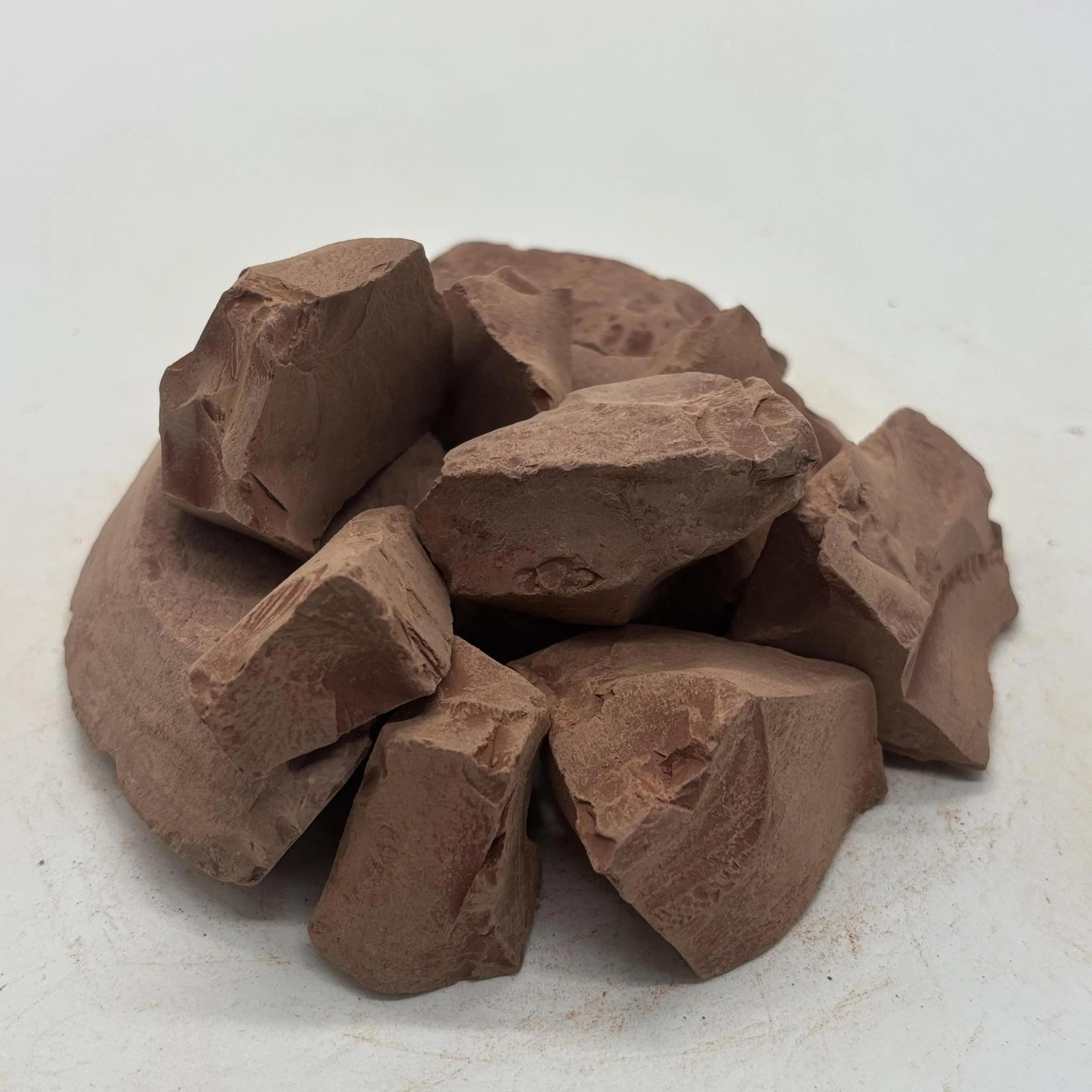 200g (7oz) All-Natural Edible Pink Kaolin Cosmetic Clay for Crafts, Pottery - Hard, Brittle Lump, No Additives, Crumbles into Chunks, Turns Slightly Sticky When Wet, Natural Kaolin