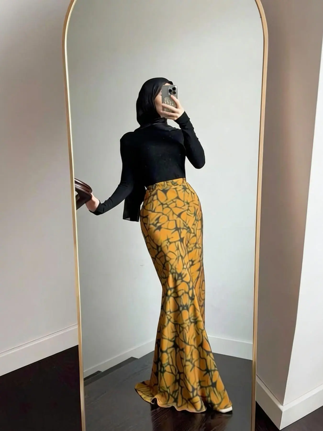 Elegant Women's Printed Mermaid Dress Two-Piece Set, Matching Sets, Muslim Style Long Sleeve Top and Skirt, Fashionable Ladies' Clothing, Islamic Clothing Set