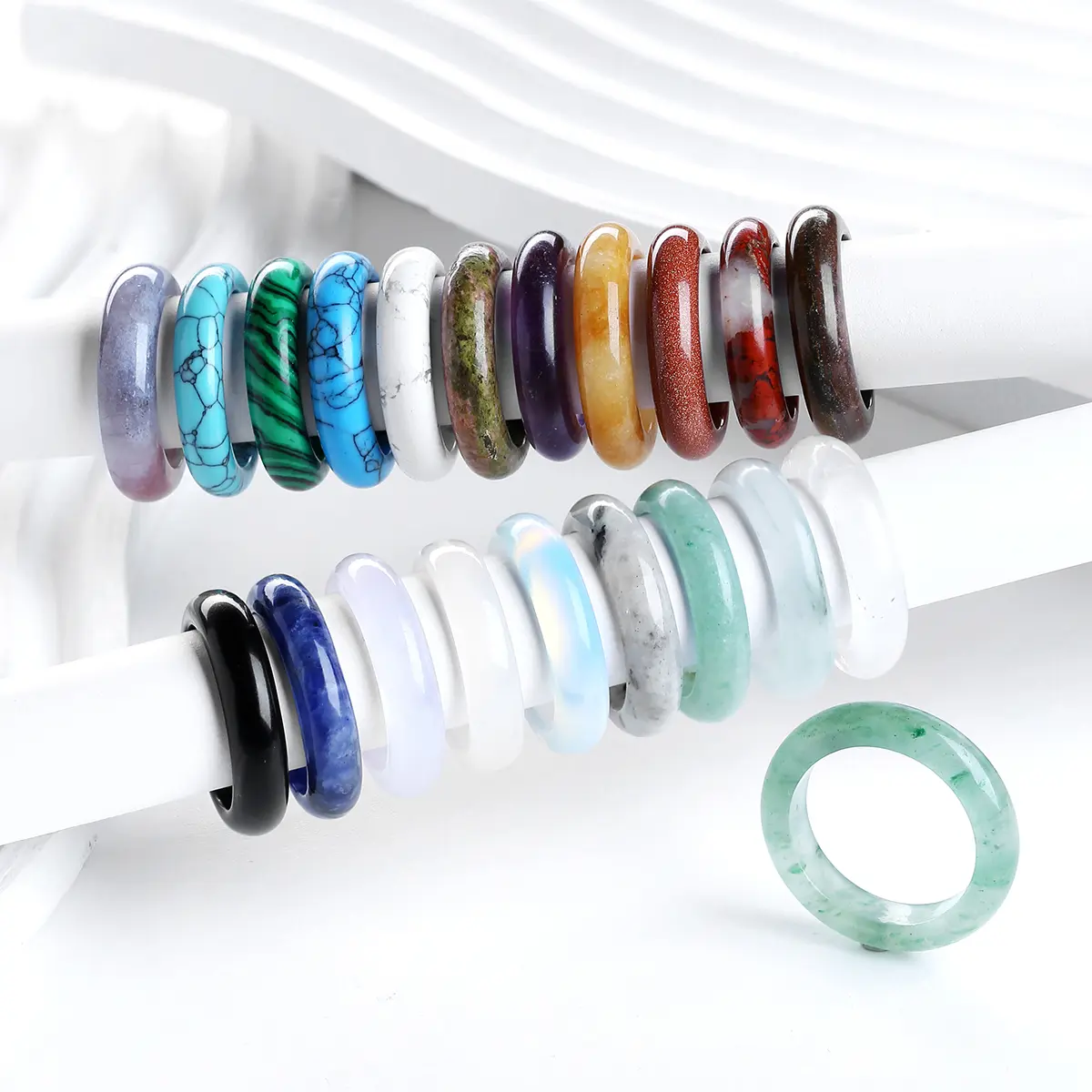 1 Pc Natural Crystal Stone Band Rings Amethyst Agate Obsidian Finger Solid Ring Women Men Minimalist Energy Healing Jewelry Gift