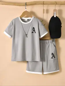 Two-piece Set  Boy's Letter Print Short Sleeve Tee & Shorts Set, Casual Round Neck T-shirt & Shorts, Summer Clothes for Kids, Clothing Set
