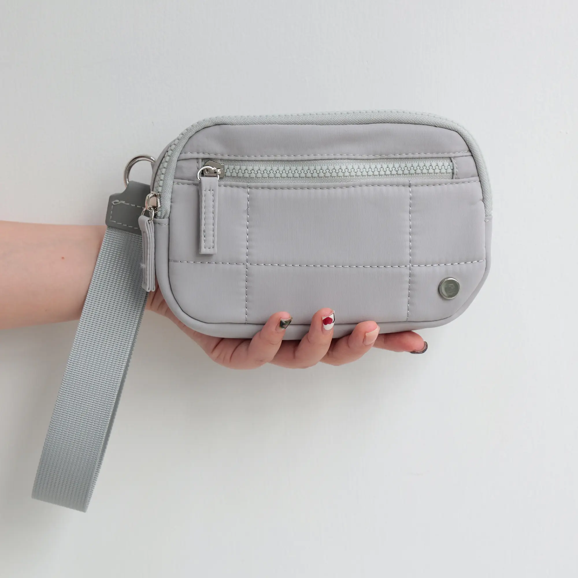 Solid Color Nylon Zipper Sports Portable Wallet,  Casual Versatile Wristlet, Wallets for Women Fashionable Lightweight Waterproof Phone Wallet for Daily Used