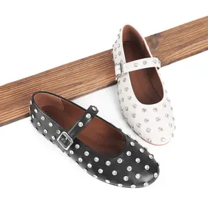 Studded Mary Jane Flats for Women Trendy Buckled Ballet Shoes in Black & White Edgy Rhinestone Flat Shoes with Strap for Everyday Chic Comfortable Round Toe Loafers for School Streetwear & Casual Looks