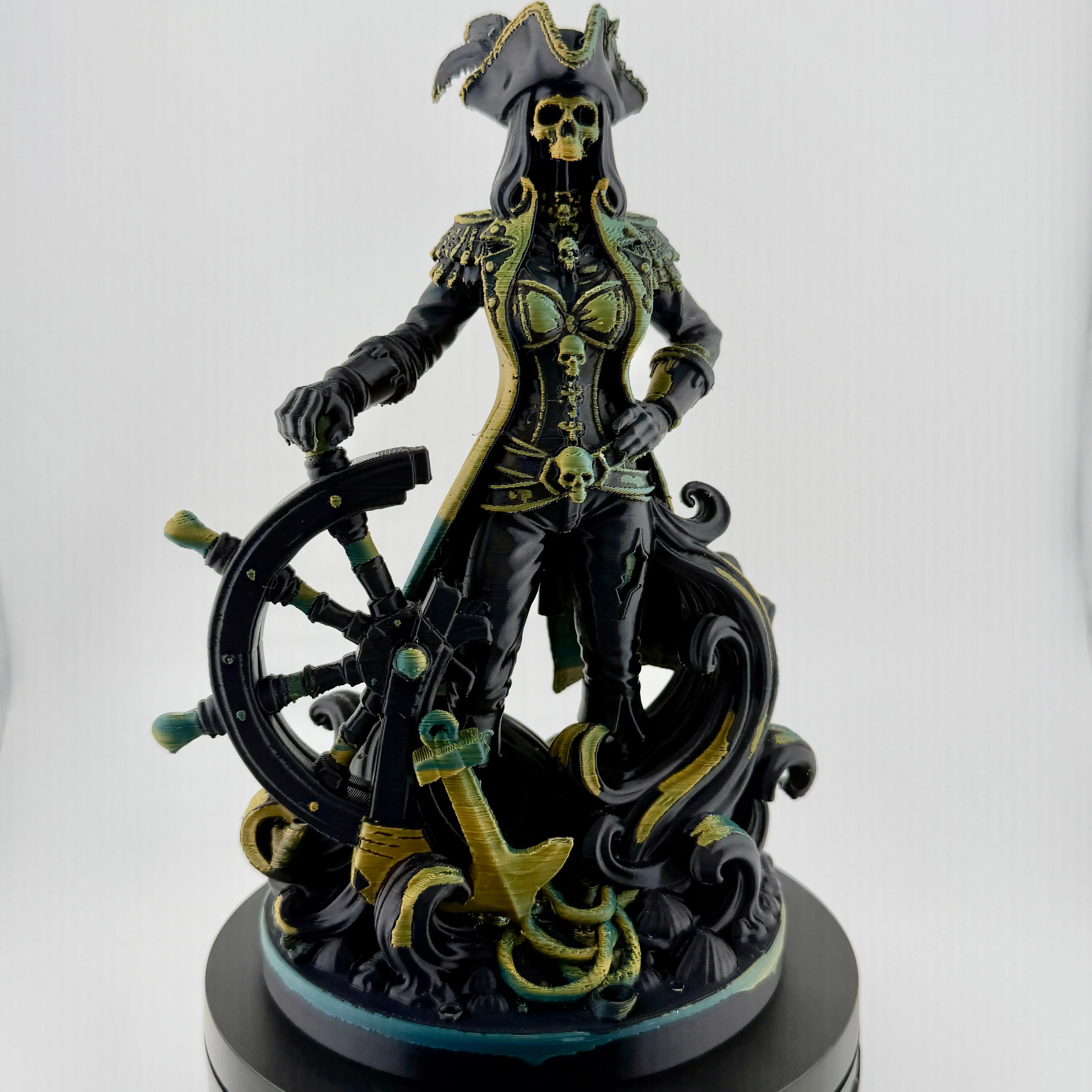 8" PLA Printed Pirate Queen Skeleton Statue with Wheel, Antique Dark Fantasy Gothic Nautical Decorative Home Decor, 360° Detail Halloween Room Accent