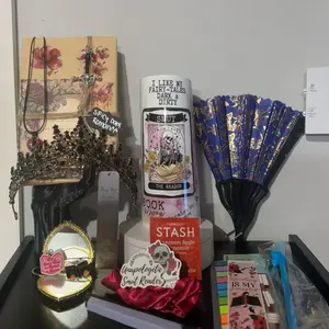 Blind date with a Thick spicy Book Box