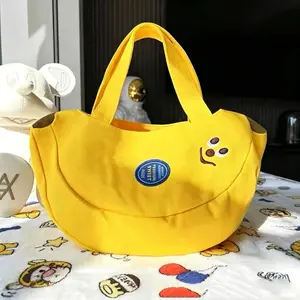 New cute cartoon embroidered canvas bag office worker handbag going out Bao Ma going out handbag sundries bag