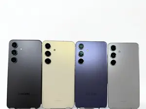 Refurbished Good Samsung Galaxy S24 Unlocked SM S921U1 All Colors With 1 Year Warranty Scratch and Dent