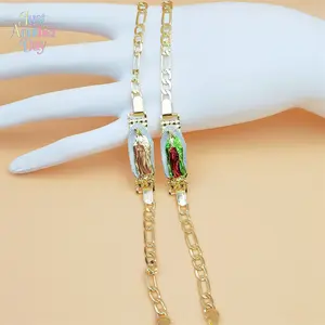 Catholic Virgin Mary Gold Bracelet Figaro Link Chain with Enamel Mary Pendant Three Color Options Religious Jewelry for Men and Women Stylish and Meaningful Accessory Perfect for Prayer and Daily Wear Durable and Comfortable Ideal Gift for Faithful Loved
