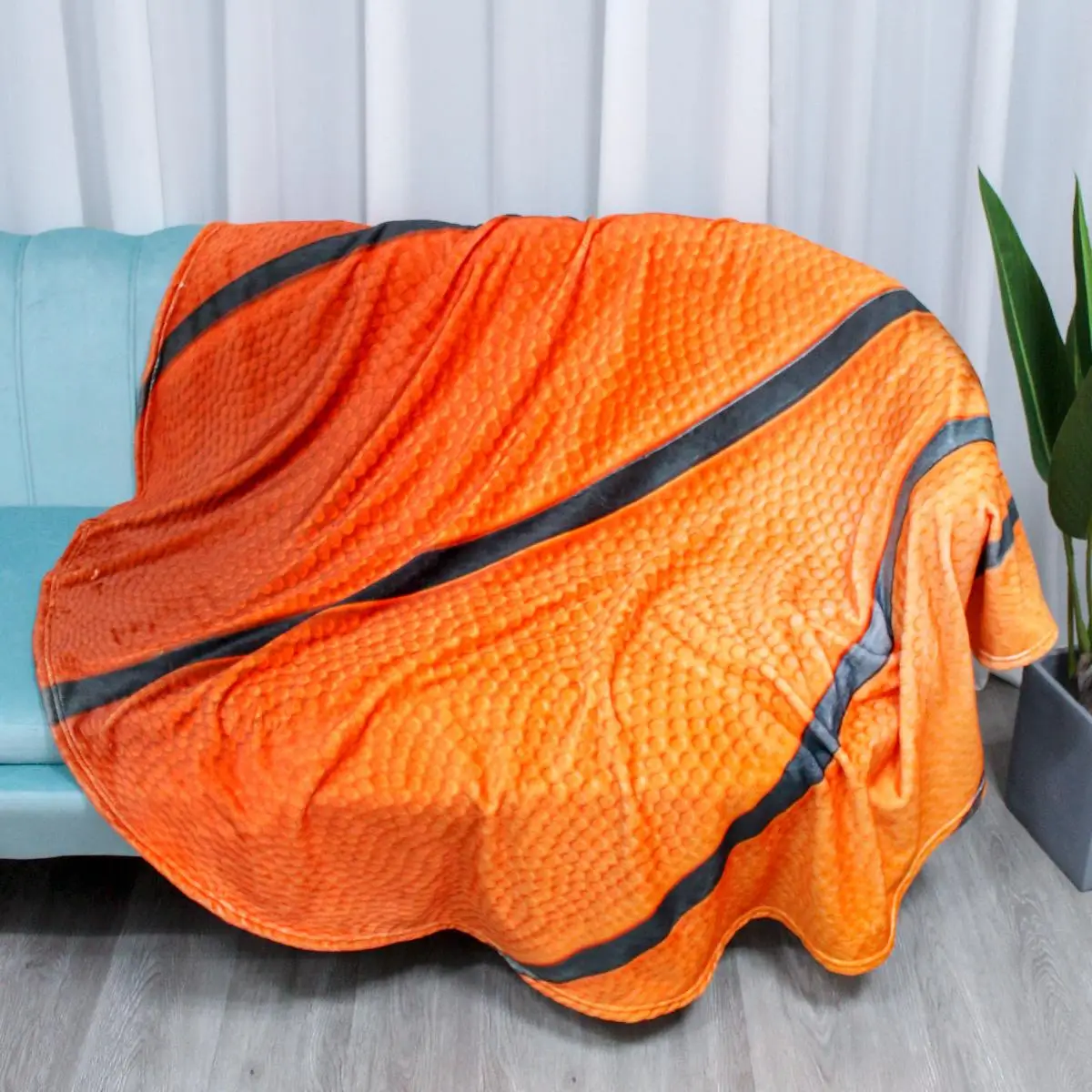 Basketball Print Flannel Blanket, 1 Count Soft Warm Throw Blanket, Round Nap Blanket for Sofa, Bed, Couch, Travel, Camping