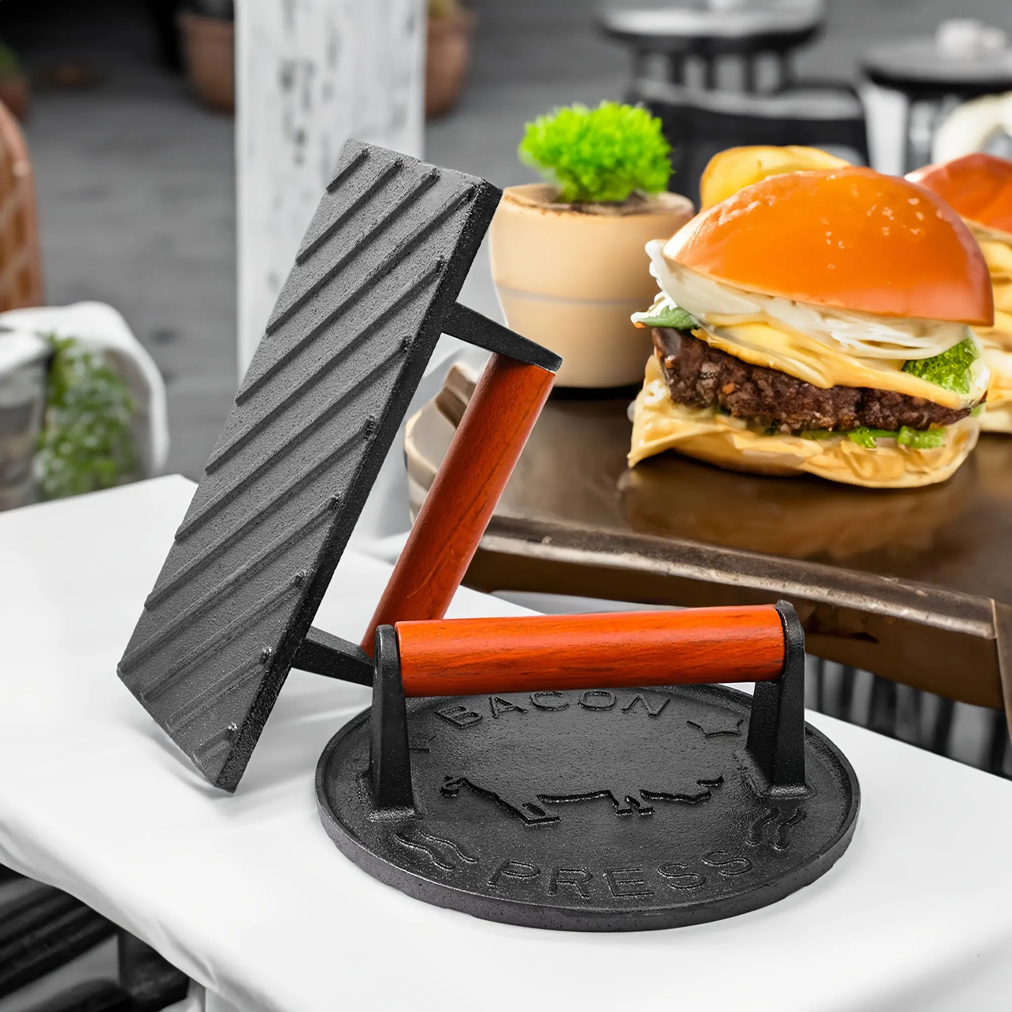 Vivicreate Heavy-Duty Cast Iron Bacon Press - Even Weight Distribution For Perfectly Seared Bacon, Steak & Sandwiches, Durable Grill Press For Indoor & Outdoor Cooking