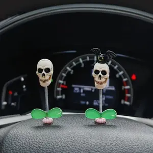 Halloween New Car Dashboard Bobblehead Skull Decoration - Perfect Gift for Vehicle Center Console Ornamentation