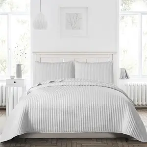 White Quilt  Size Bedspread-Pre-Washed Lightweight for  Seasons,Ultra Soft & Breathable Comforter,Machine Washable,3- Set:1Quilt(106" x96) and 2 Pillow Shams(20"x36")