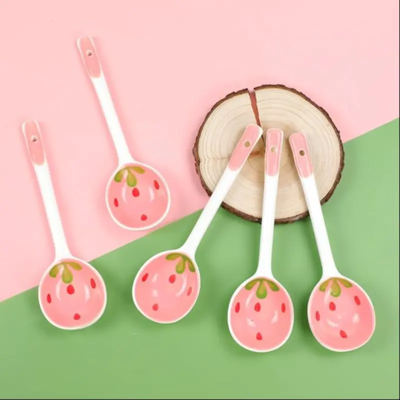 5 Pcs Strawberry Ceramic Spoons – Cute long handle porcelain soup spoons for ice cream, desserts, cereal, yogurt and soup. Reusable kawaii Cutlery Tableware set for home kitchen, café and daily dining use.