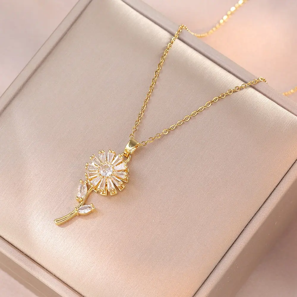 X0472 White Necklace