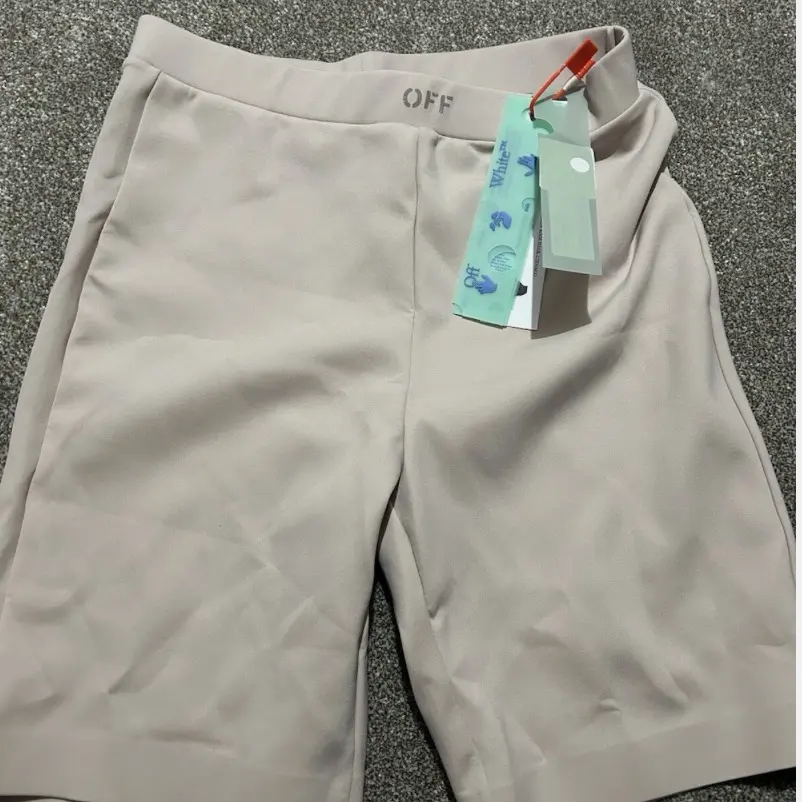 Off-White High Rise Active Sleek Biker Shorts with Block-Letter Logo, Nude, 38IT, 22 in, Casual Sport & Outdoor Wear, 22 Inches, Elastic Waist, Fitted, Mid-Weight Stretch, Plain, Smooth Mid-Weight Stretch Fabric, Athletic Shorts, Aesthetic