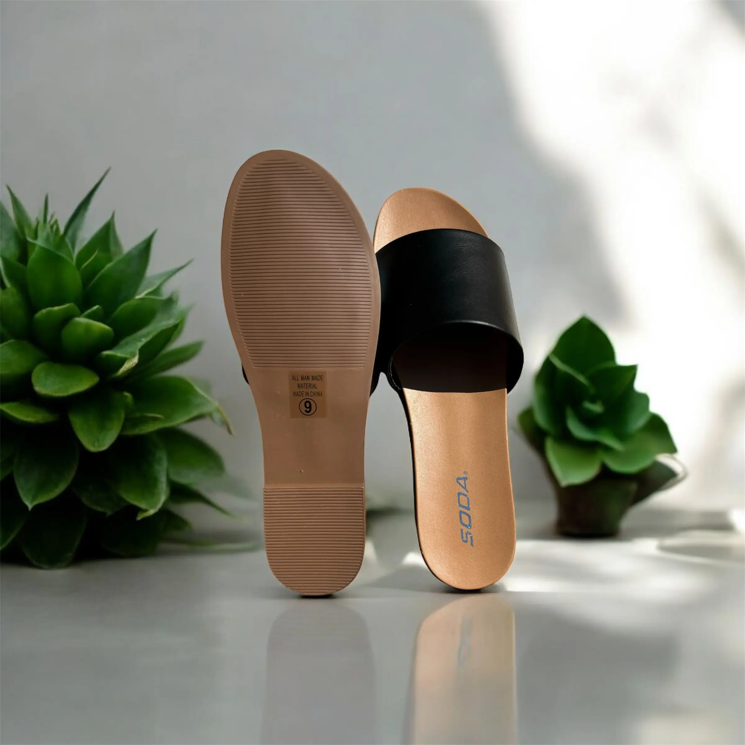 Black flat sandal