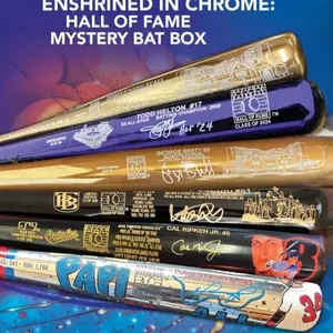 Enshrined in Chrome Hall of Fame Mystery Bat Box