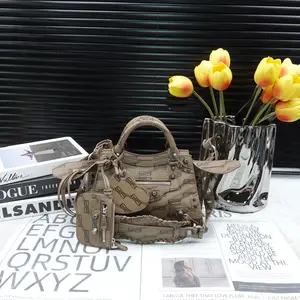 Pre-owned Balenciaga coated canvas Shoulder Bags City Brown Shoulder Bag T10216801