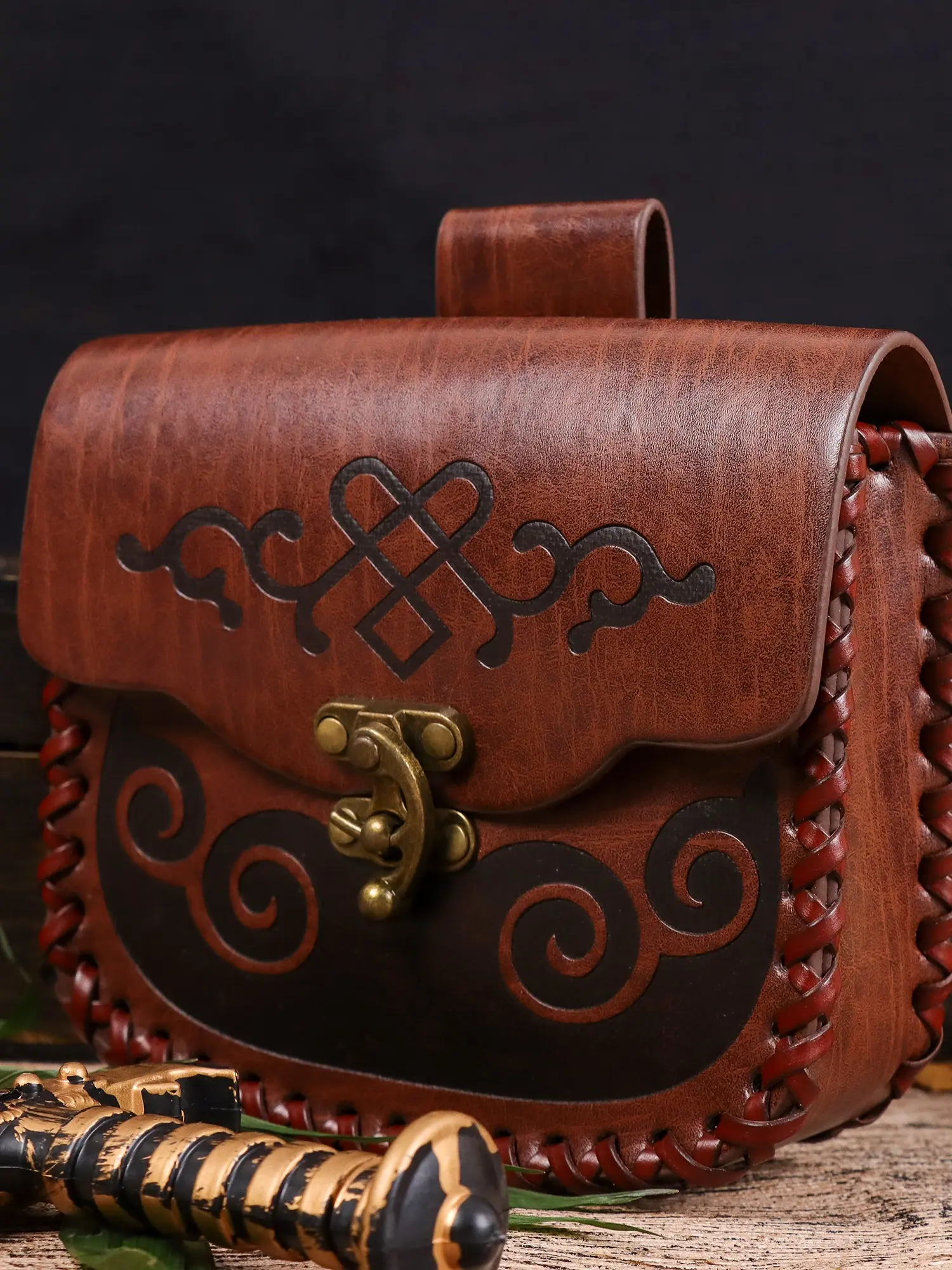 1pc Medieval Retro Print Bag PU Leather Belt Pouch For  display picture 3