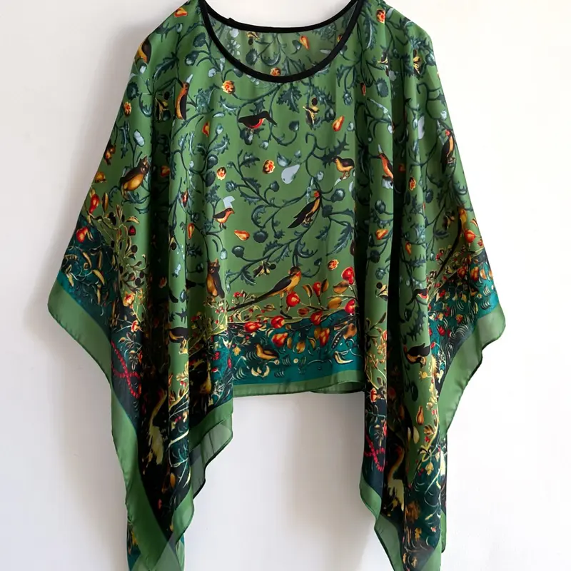 Women's Ditsy Floral Print Boho Style Casual Soft Scarf, Lightweight Smooth Feel for All Seasons, Fashion Accessories for Women & Girls, Boho Style Floral Pattern Shawl