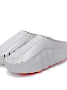 New Outdoor Bestseller Sports Massage Granules Thick Sole Anti-Slip Men's Casual Closed-Toe Slippers, Comfortable and Durable Footwear