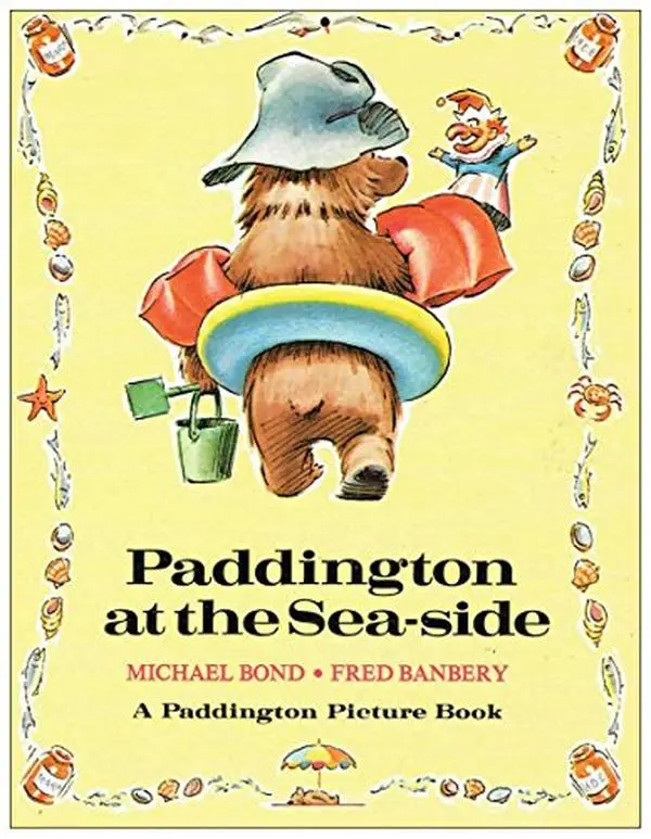 USED Book - Paddington at the Seaside (Paddington Picture Books) by Michael Bond (Hardcover) - english