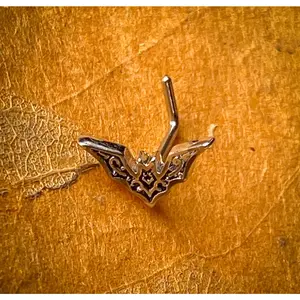Bat Top Design 20g Surgical Steel L-Bend Nose Ring Nostril Screw Body Jewelry