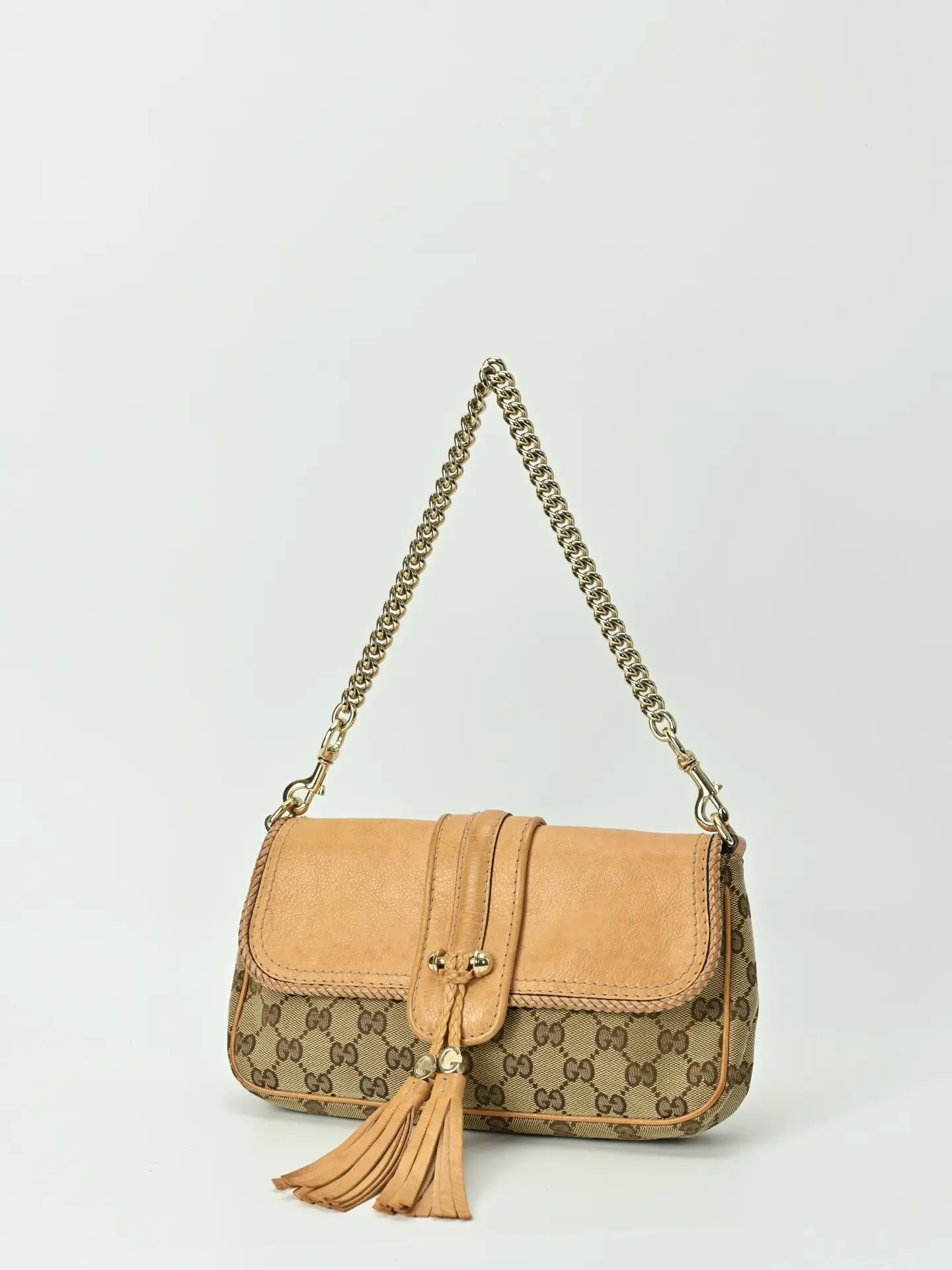 Pre-owned GUCCI Beige Tassel Monogram Shoulder Bag 22023659