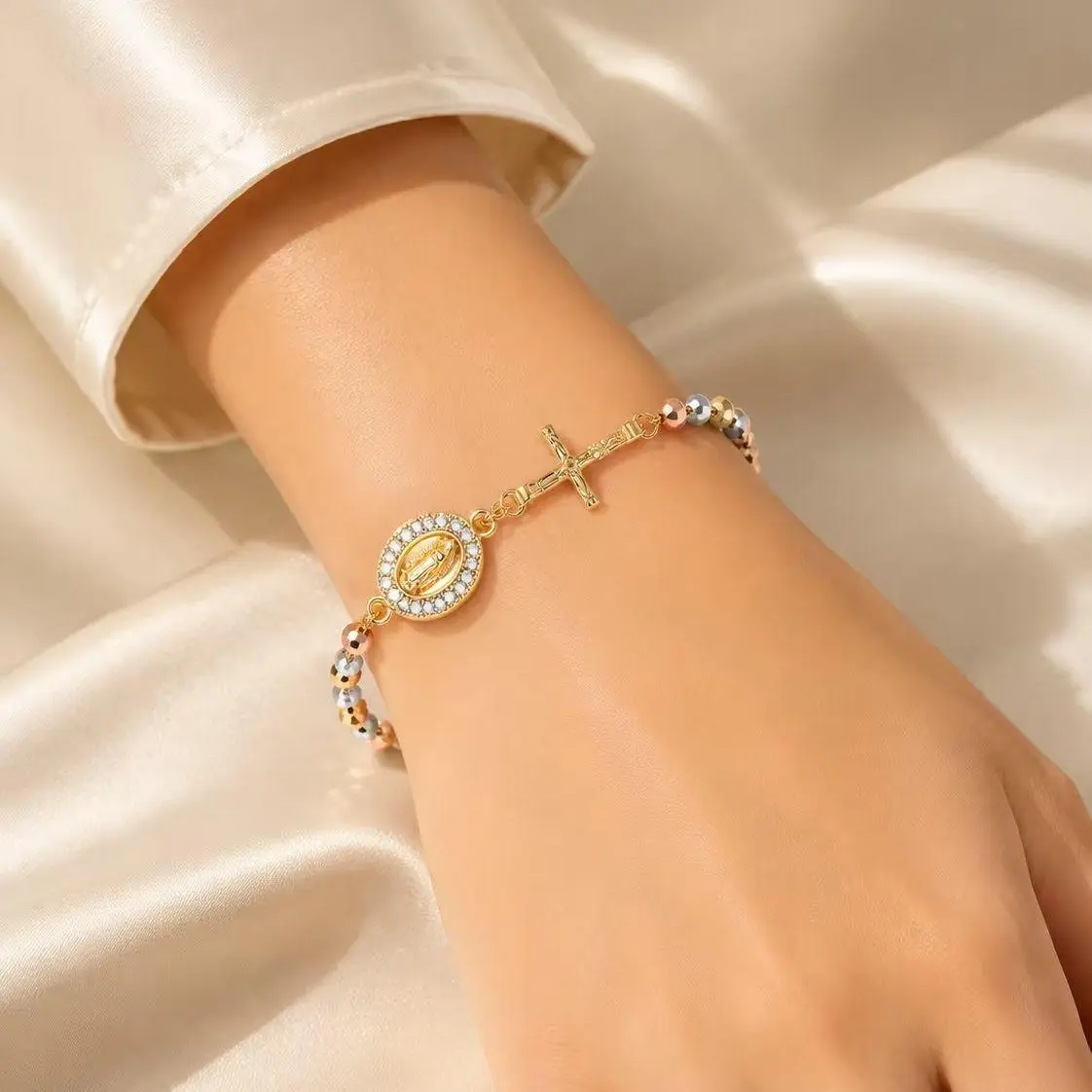 Catholic Beaded Rosary Bracelet for Women with Virgin Mary Medal & Crucifix, 7.1 in Religious Jewelry for Church Wear, Rosary Beads, Beads