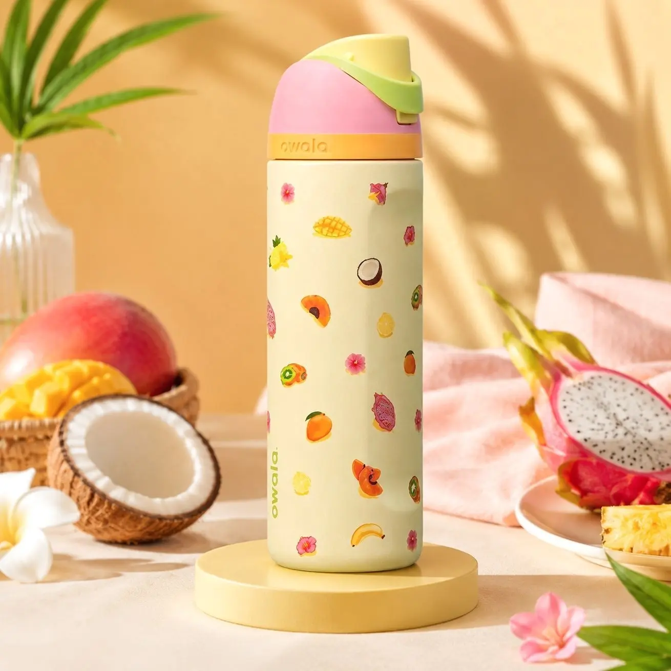 Owala Just Ripe 24 Oz FreeSip Insulated Water Bottle – Tropical Fruit Print Stainless Steel Leakproof Tumbler – BPA Free Sports Bottle for Gym, Travel, School & Everyday Hydration