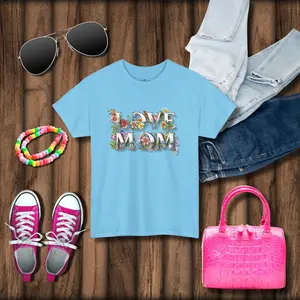 Love Mom floral typography T-Shirt | Mother's Day design