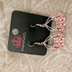 pink teardrop paparazzi earrings