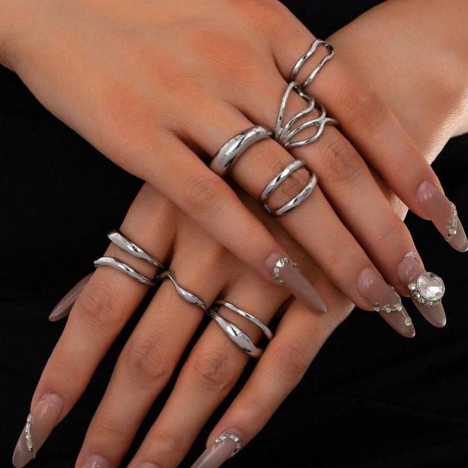 7pcs Gold Tone Ring Set for Women – Chunky Stackable Criss Cross Minimalist Band Rings