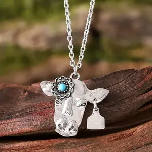 Vintage Boho Style Cow head During with flower and faux Turquoise Inlay on Zinc Alloy Necklace for Daily and vacation Wear