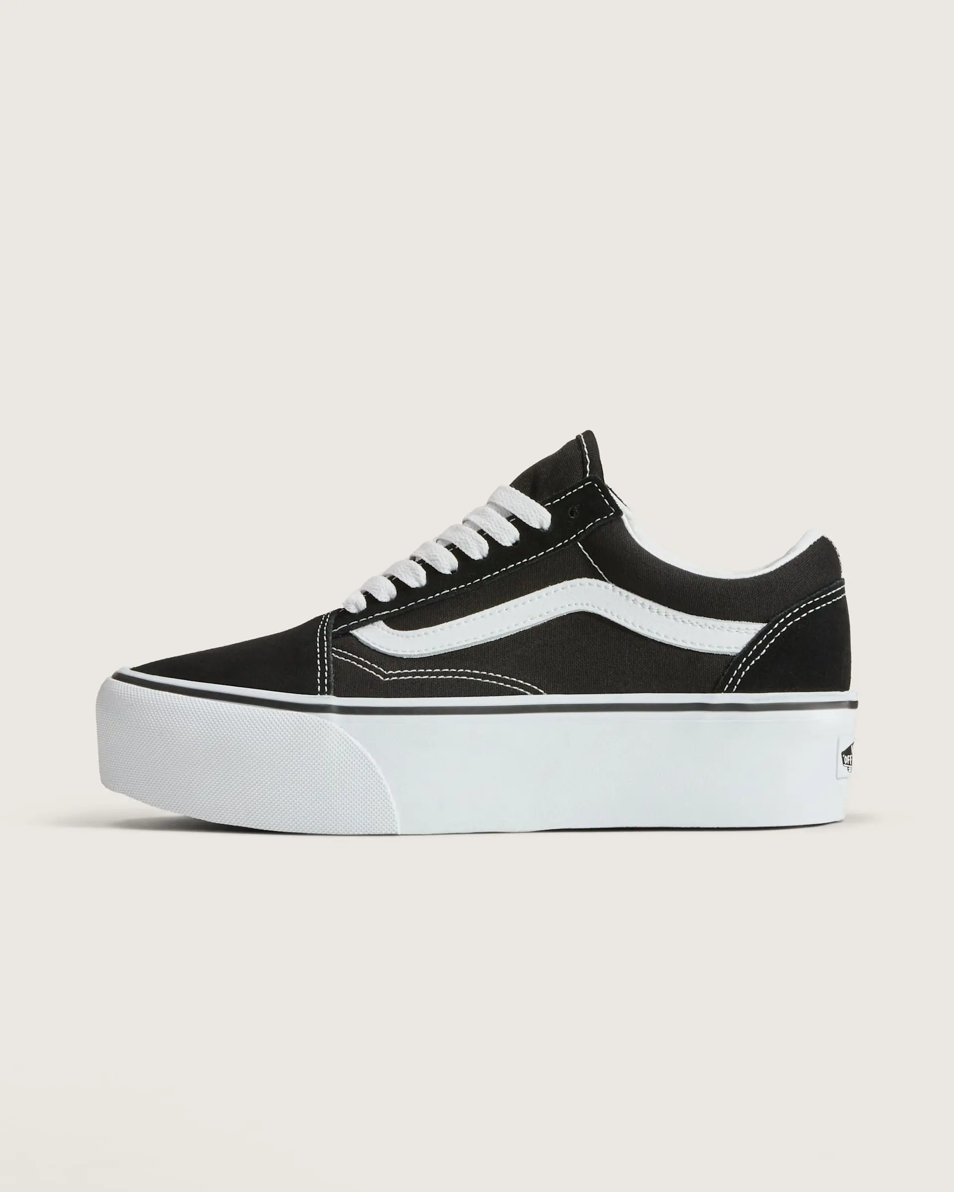 Vans Unisex Old Skool Platform Low Top Shoe Vans Unisex Old Skool Platform Low Top Shoe
