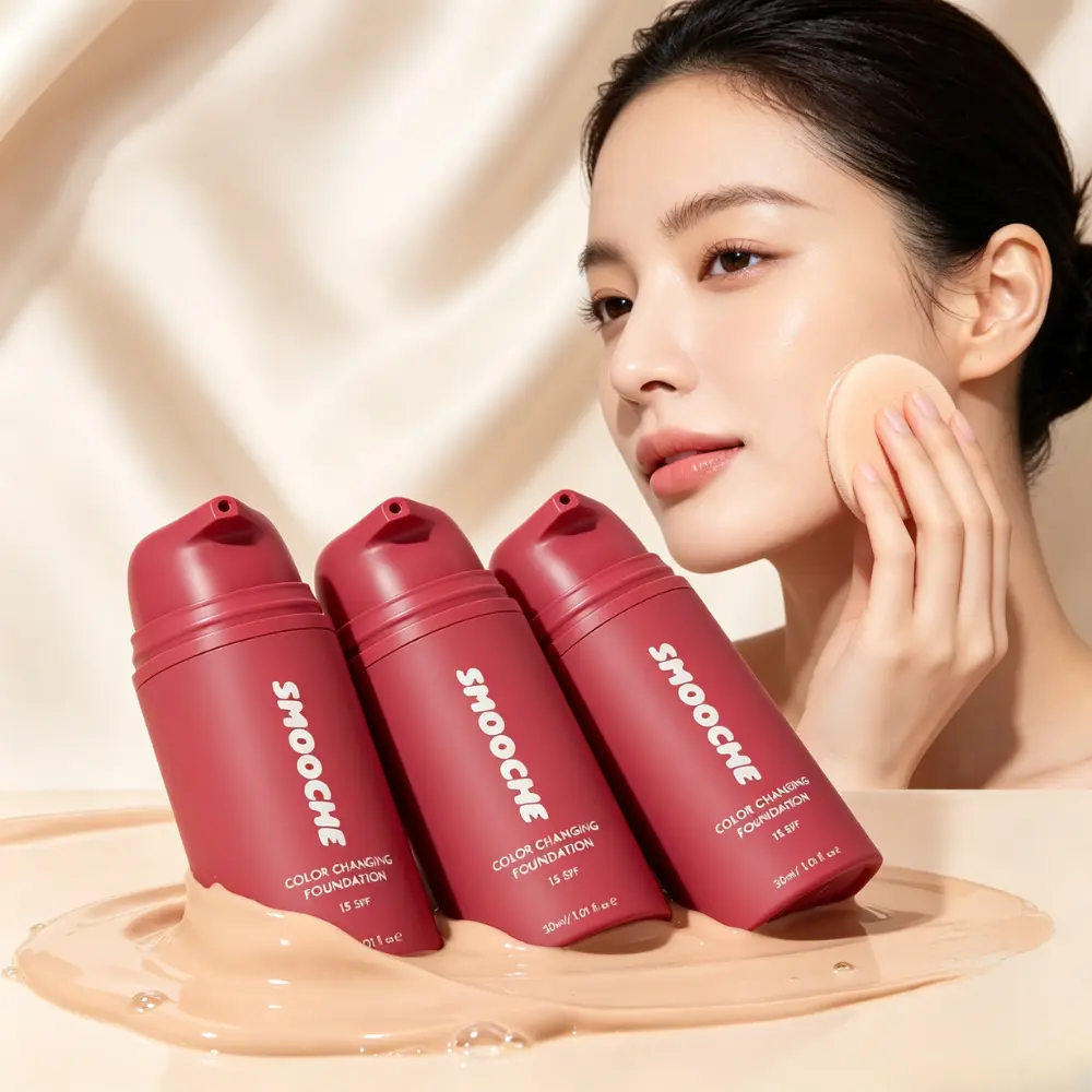 Color Changing Flawless Liquid Foundation Features Natural Glow Effect Lightweight Moisturizing And Brighten Skin As Makeup Base