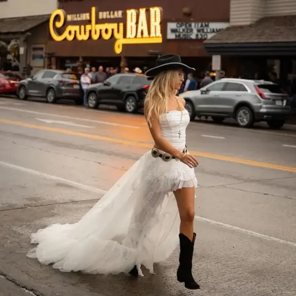 The Western Overskirt Wedding Skirt Charlotte Guernsey - Hand Drawn Equestrian Bridal Layering Piece, Cowgirl Wedding Overskirt, Detachable Horse Girl Bride Accessory, Rustic Western Wedding, Ranch Wedding, Boho Bridal Statement Piece, Custom Veil