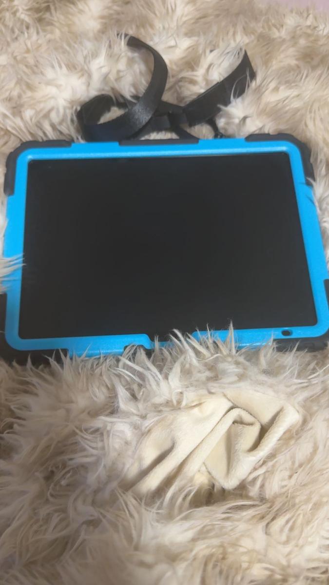 Item: Black+Blue, iPad 10/11th(10.9/11-Inch)