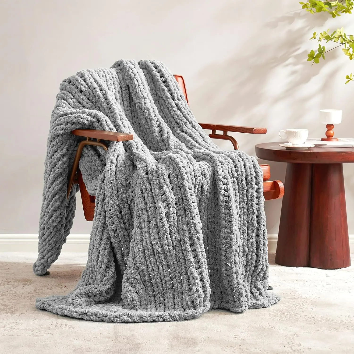 Chunky Knit Throw Blanket for Couch, Soft Chenille Crochet Blanket for Sofa, 50"x60", Light Grey