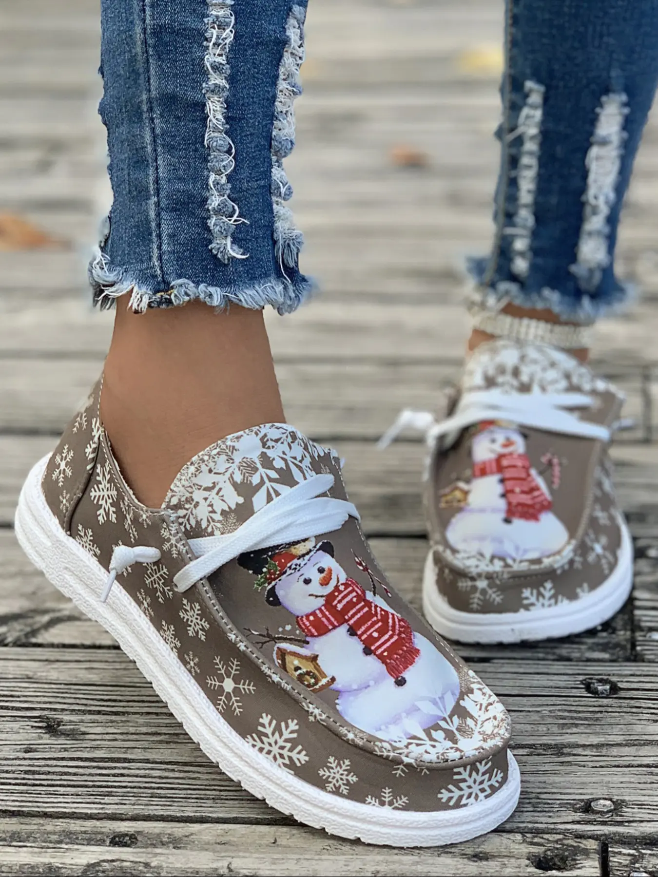 New Christmas Snowman Pattern Casual Low Top Women's Single Shoes, Lightweight Comfortable Textile Upper Rubber Sole, Spring & Fall, Slip On Shoes, Shoes Flats